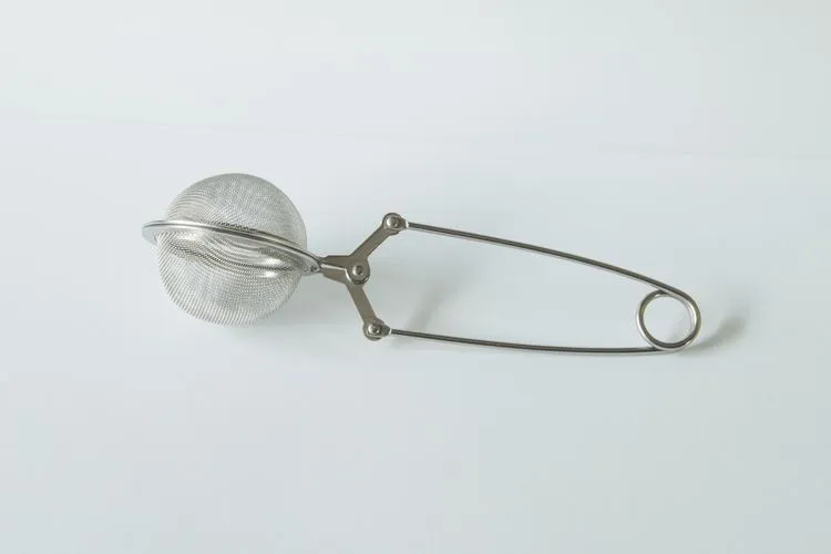 BOULE A THÉ 5 CM PINCE